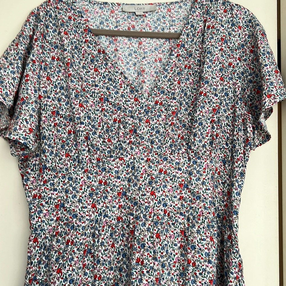 mini dress size 12 flutter sleeve very flown the loft . pretty print